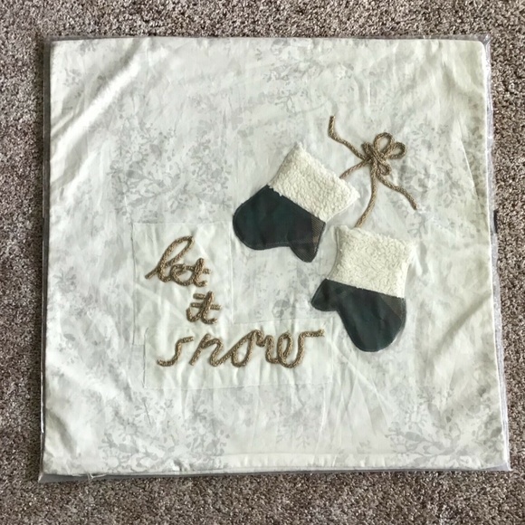 Pottery Barn Other - Pottery Barn Let It Snow Pillow Sham 20 x 20